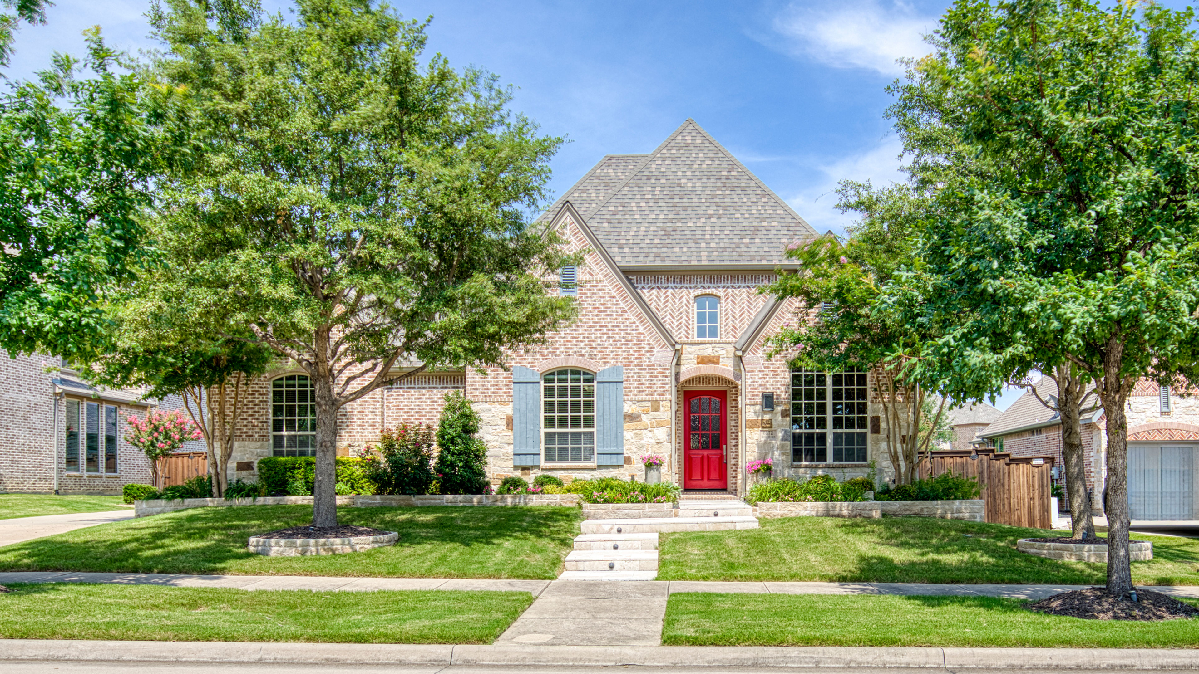 6372 Silver Stream Ln